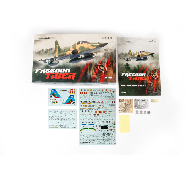 Збірна модель FREEDOM TIGER 1/48 Eduard 11182