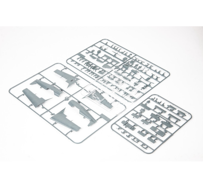 Z-526AFS Akrobat 1/48