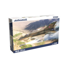 Збірна модель Eduard МіГ-21біс 1/48 Weekend 84130